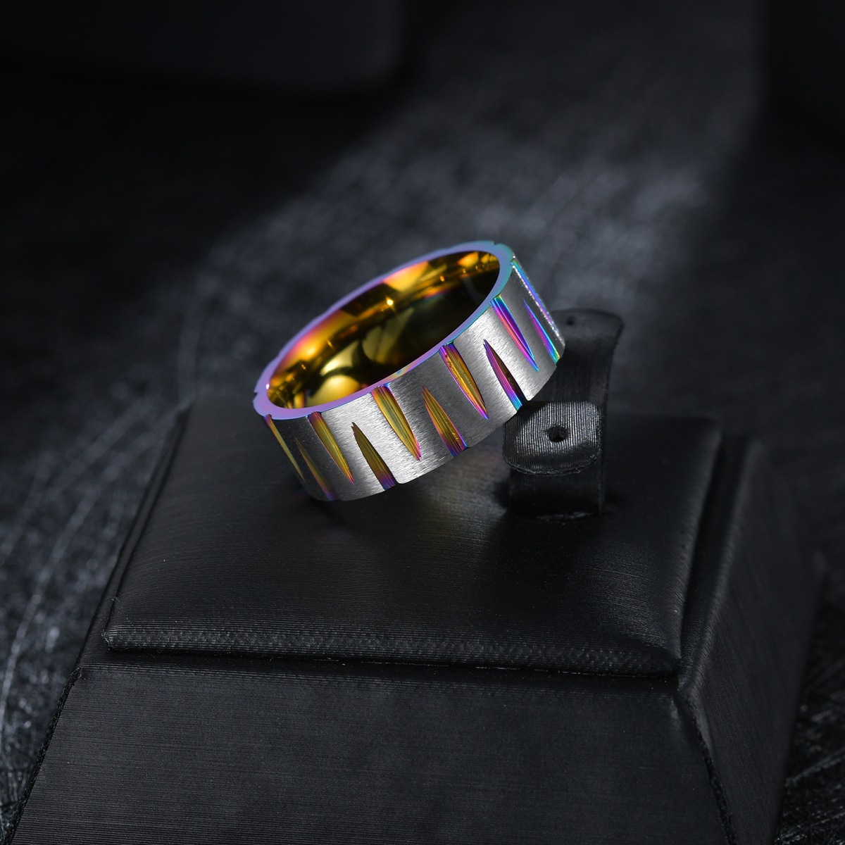 Wholesale of new cross-border stainless steel W victory rings with vacuum electroplating and seven-color brushed jewelry in the furnace, popular in Europe and America pic 11