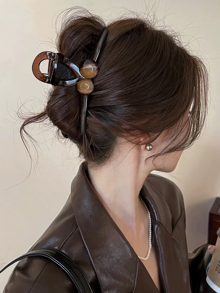 Early spring accessories: flower-shaped hairpins, large female hairpins, large hair volume at the back of the head, shark hairpins, popular hairpins, pearl hairpins, headwear pic 5