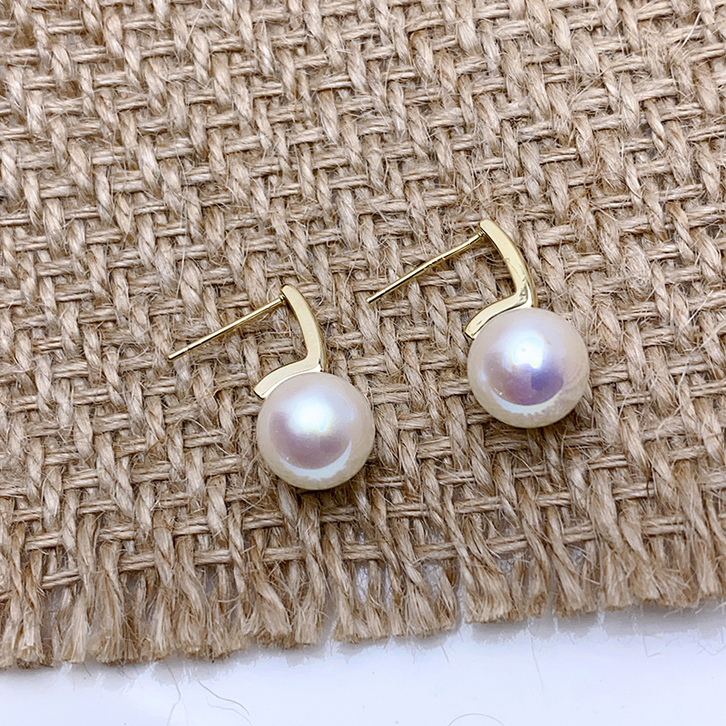 High-end, simple pearl stud earrings for women, fashionable and trendy niche earrings, versatile and suitable for commuting, wholesale of stud accessories pic 7