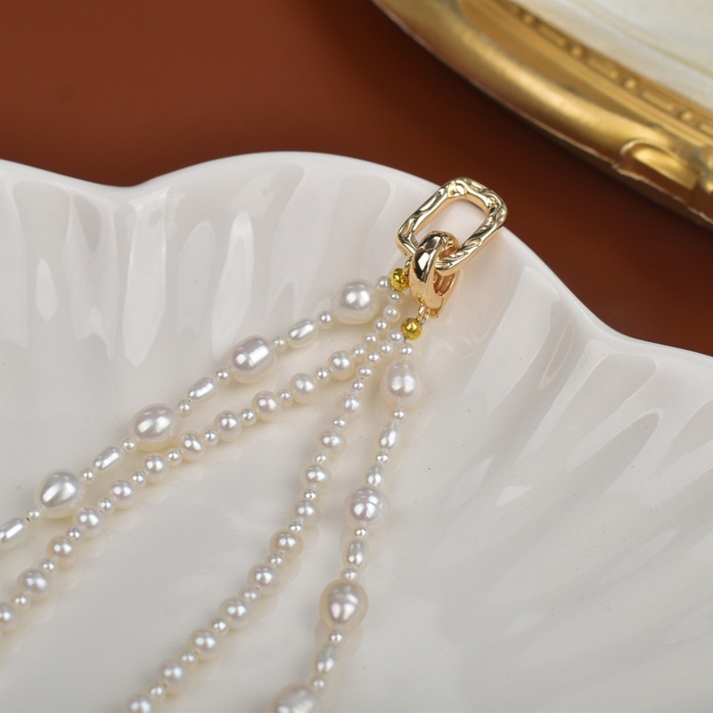 Layered natural freshwater pearl necklace for women, 2025 new style collarbone chain, high-end, light luxury and niche sweater chain accessory pic 7