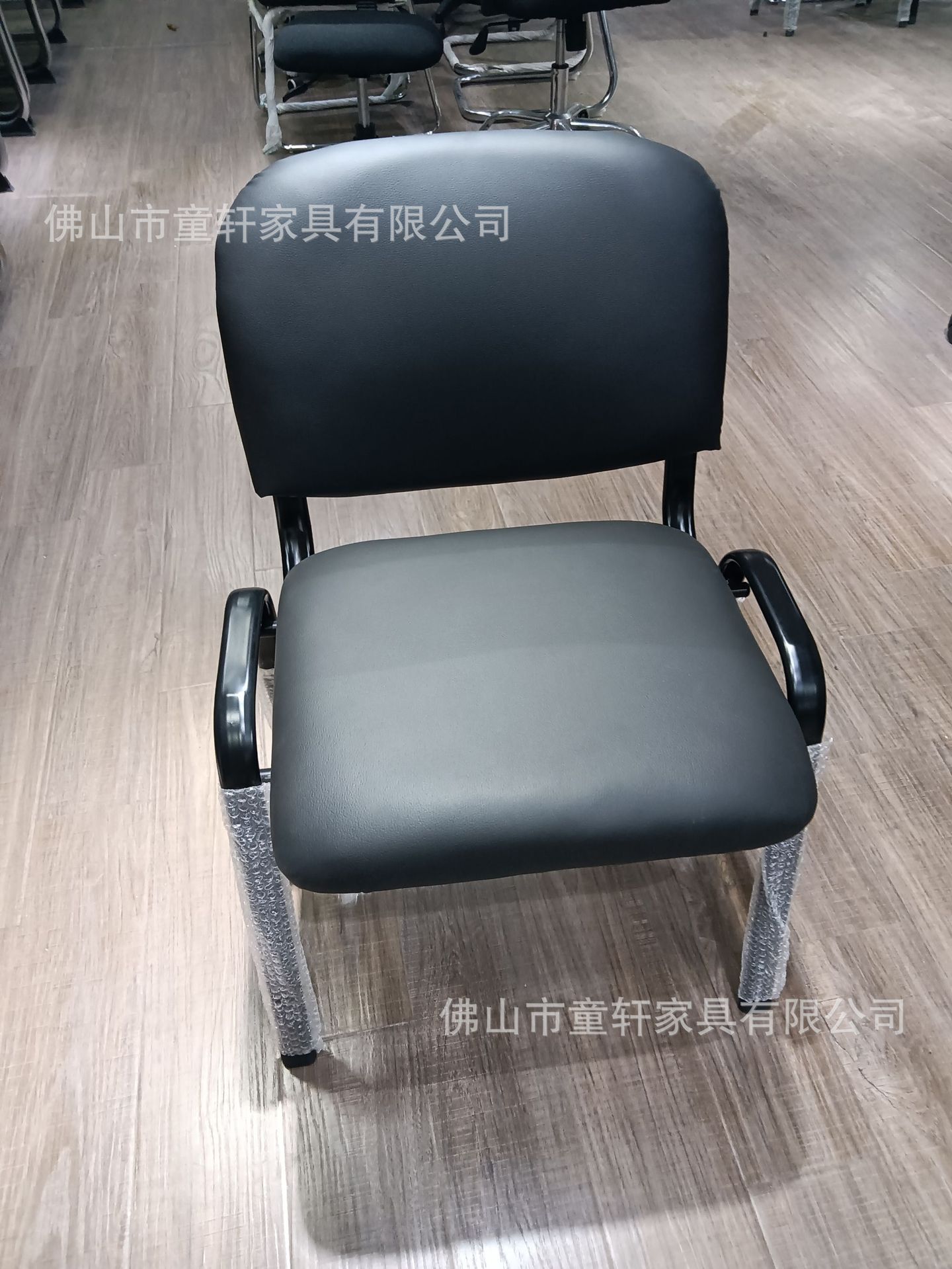 Foshan manufacturer wholesals foreign trade office chairs, fabric four-legged training chairs with writing boards and armless conference seats pic 35