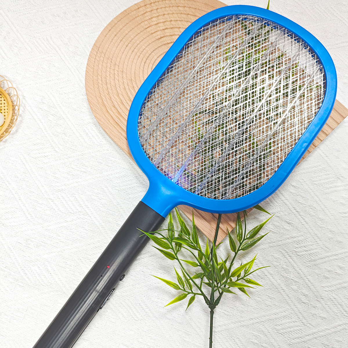 热销家用电蚊拍充电式灭蚊拍灭蚊灯二合一全自动诱蚊驱蚊器可批发详情15