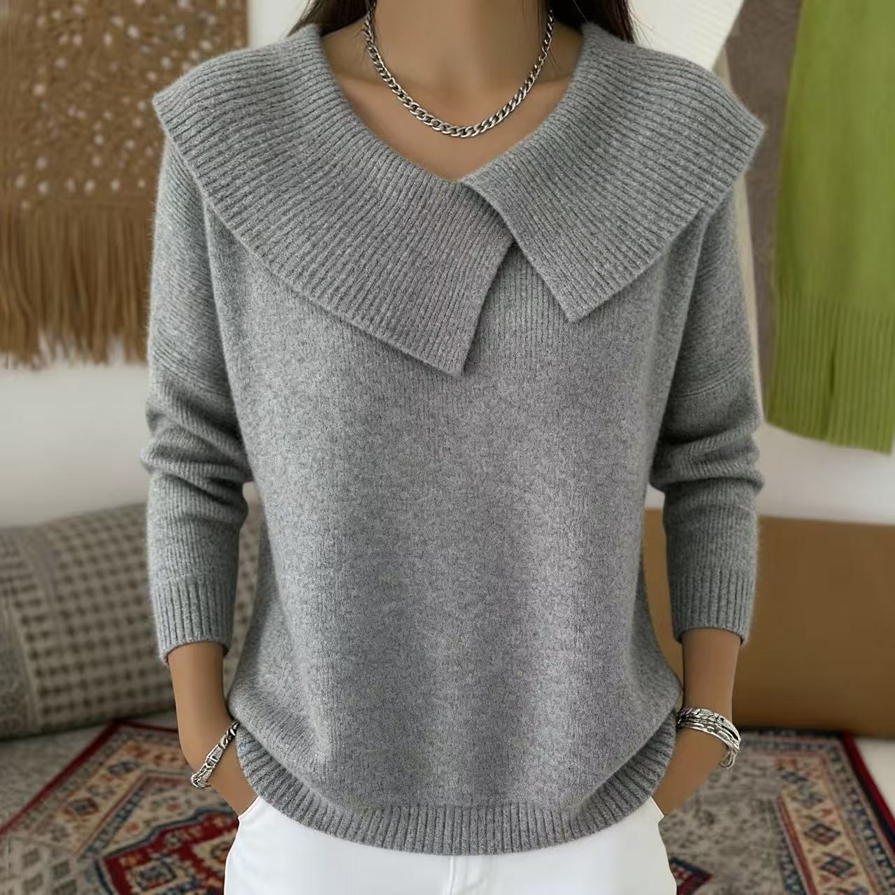 Korean-style retro and playful 2025, fashionable and slimming lapel sweater, versatile knitted, laid-back and elegant for women pic 3