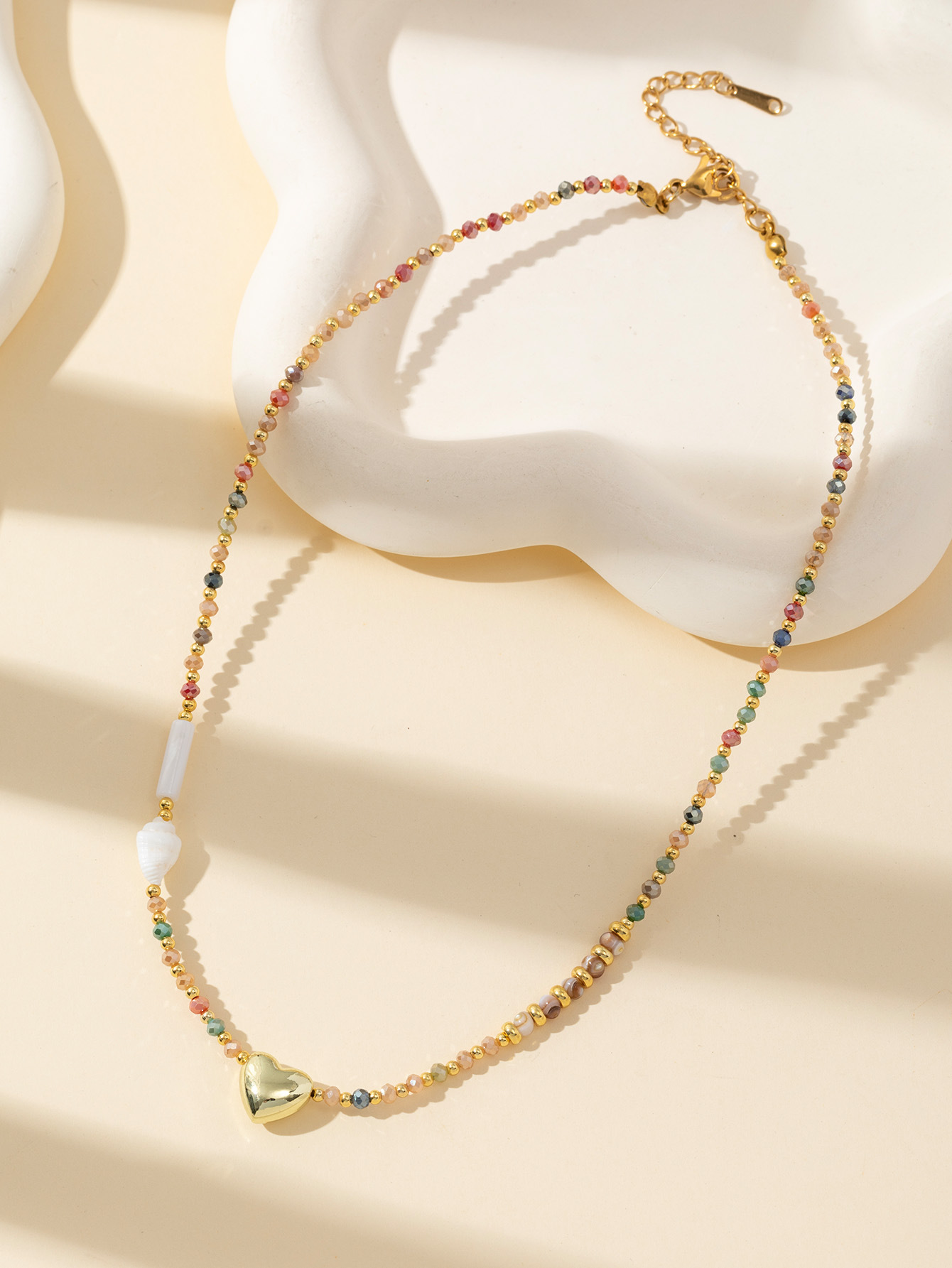 热卖轻奢极简水晶串珠贝壳爱心项链女 优雅气质时尚百搭颈链锁骨链详情3