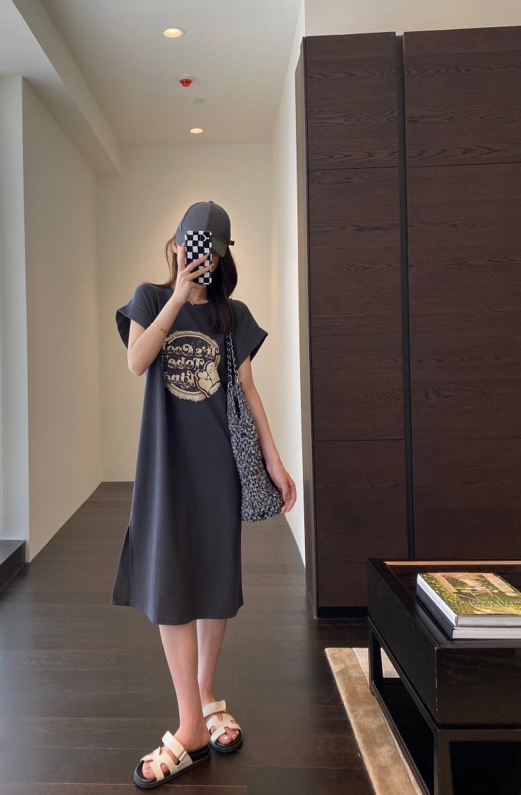 朵妮 一件轻松出门 慵懒时髦落肩袖显瘦长T恤女连衣裙夏新款2023详情24