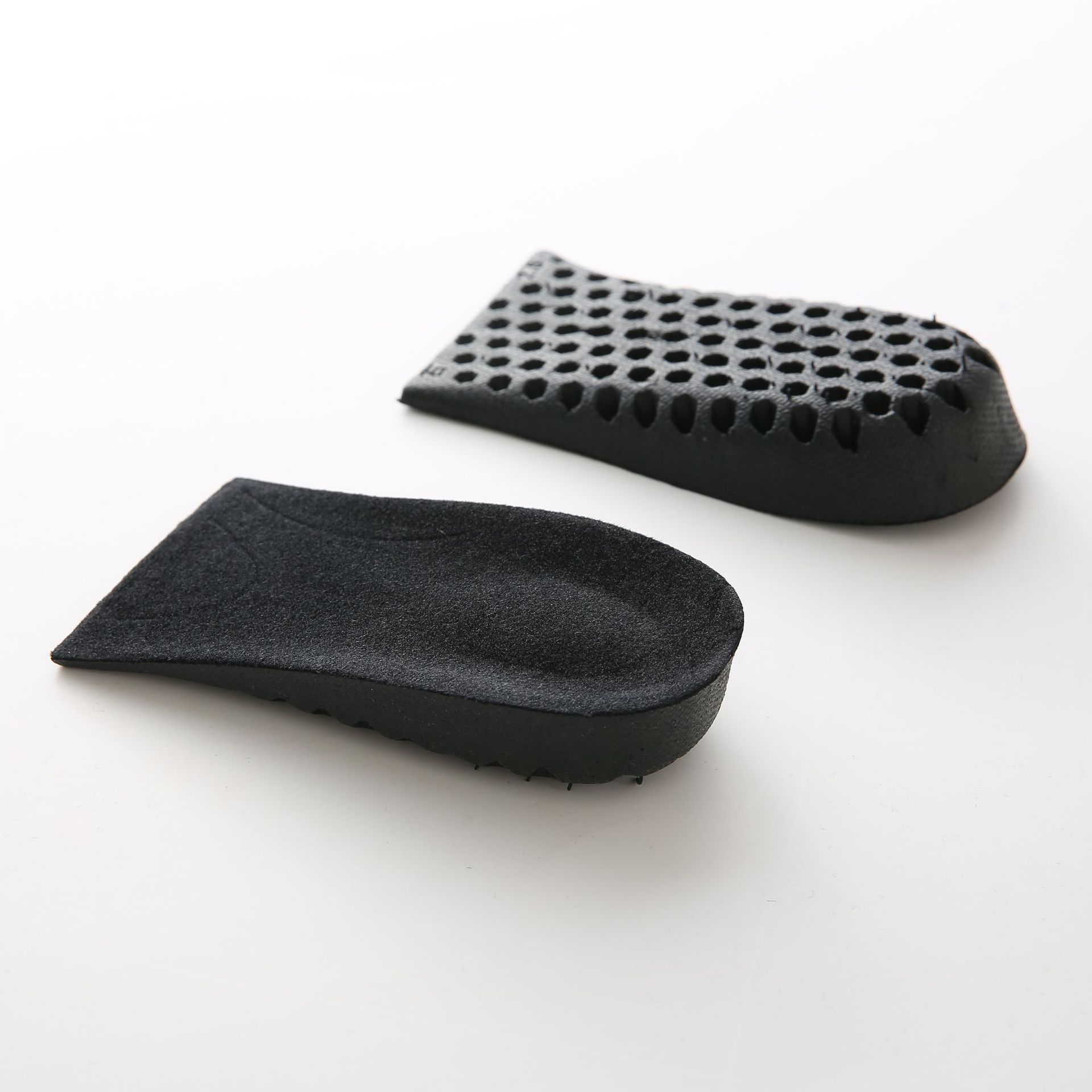 PVC inner height-increasing insoles are not tiring to stand for a long time. Invisible inner height-increasing insoles for both men and women are comfortable and shock-absorbing height-increasing insoles pic 6