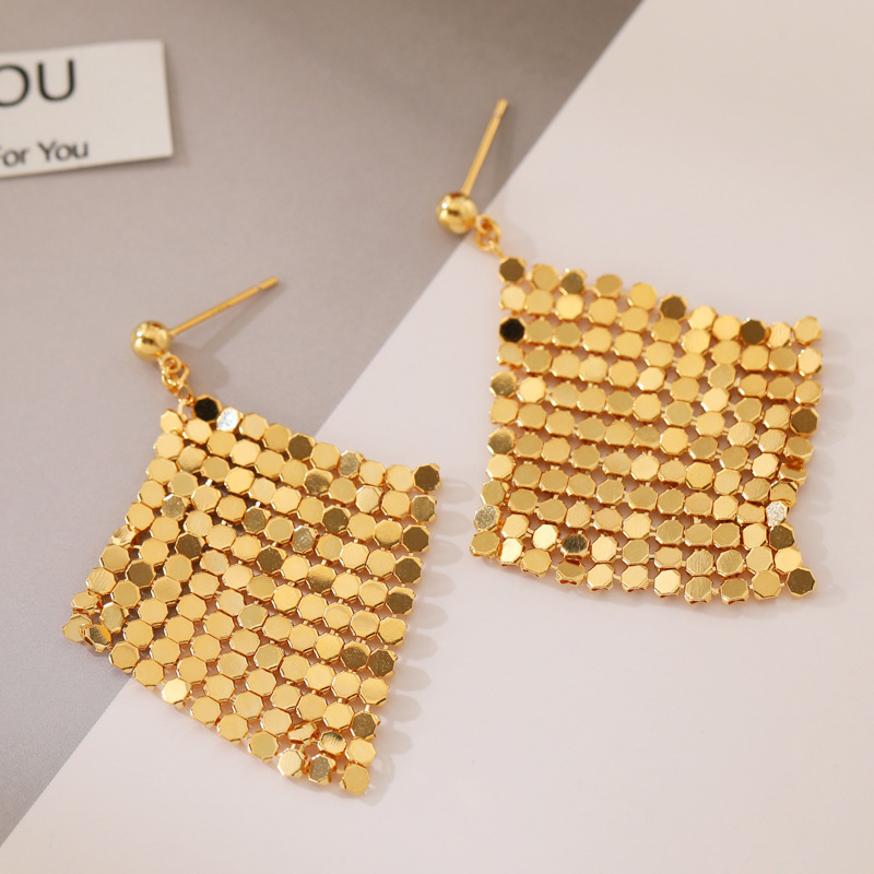 New high-end, light luxury geometric silver sequined stud earrings for women, unique personality, versatile and exquisite earrings wholesale pic 10