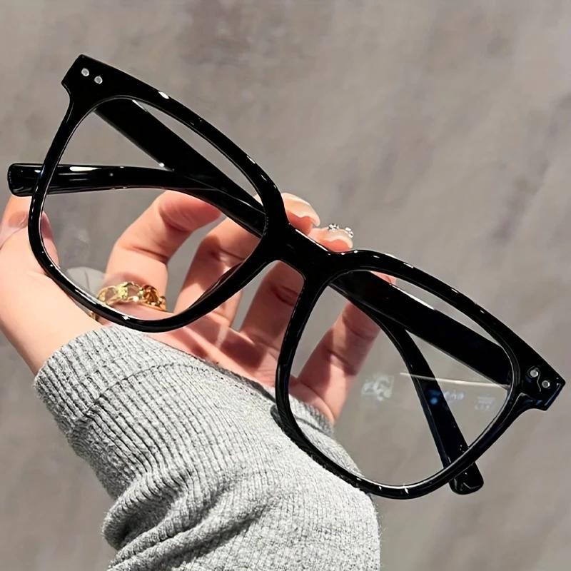 New cross-border eyeglass frame for women, Japanese and Korean version, plain face with rice nails, flat light glasses for men, retro and artistic eyeglass frame that makes the face look smaller pic 7