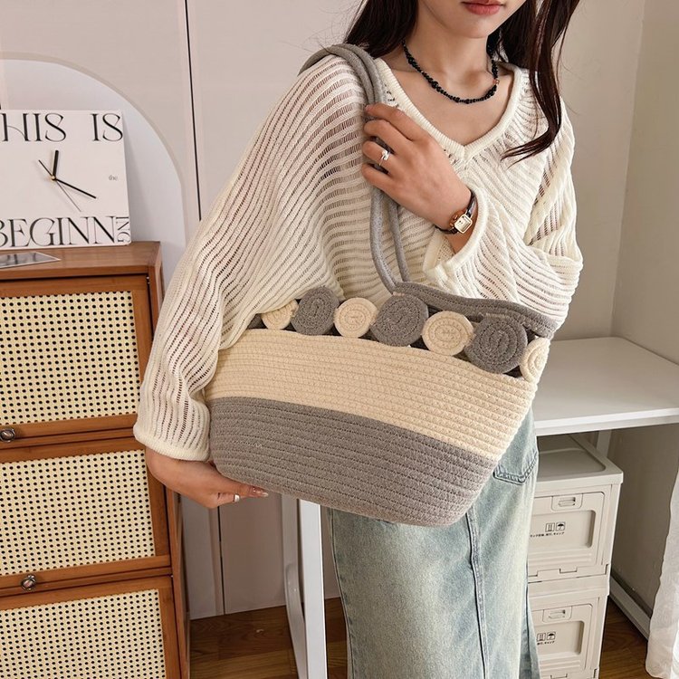 2024新款菜篮子沙滩包女士单肩腋下包韩版编织水桶包小众设计详情13