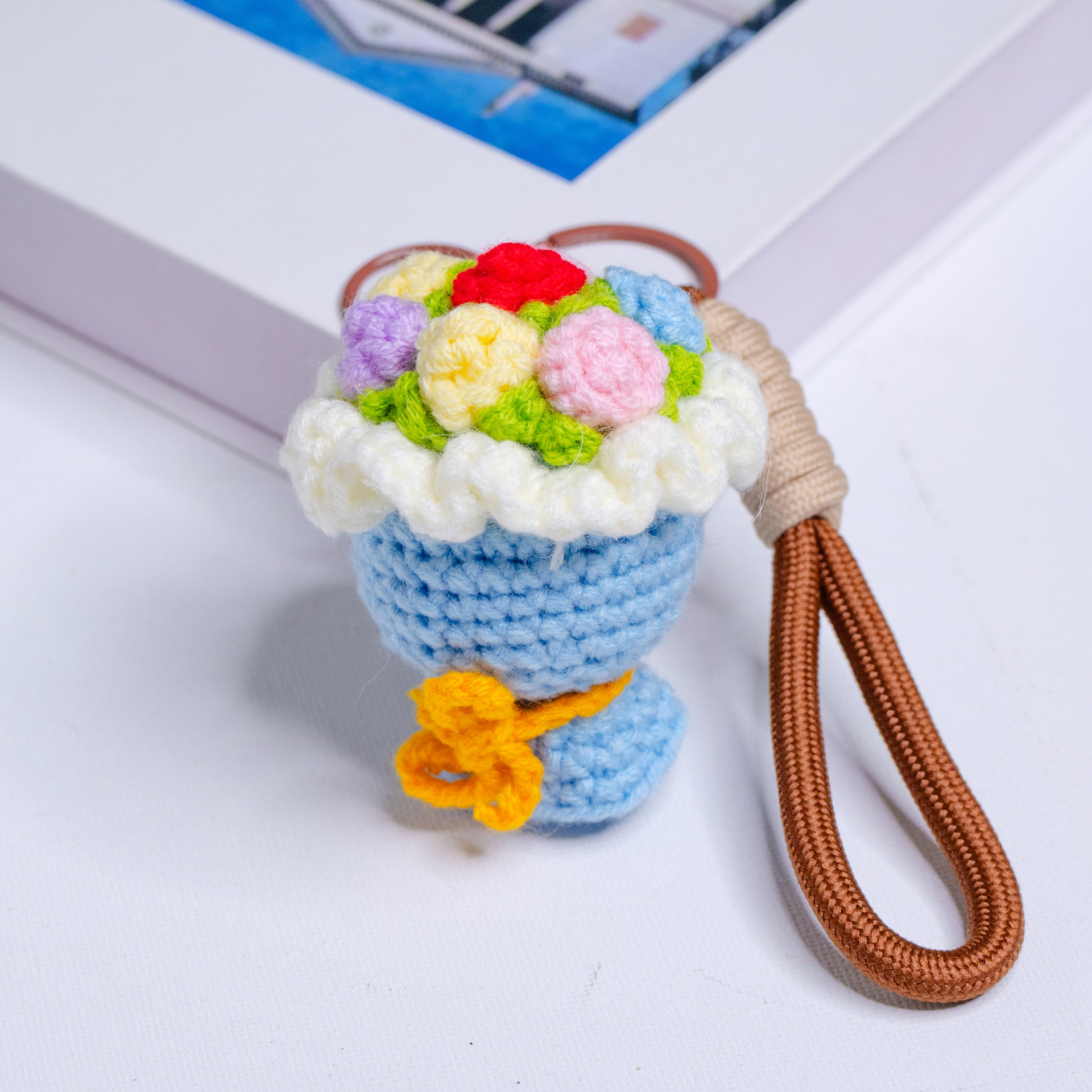 手工毛线编织迷你花束手捧花 挂件钩织钥匙扣链包包挂件挂饰详情6
