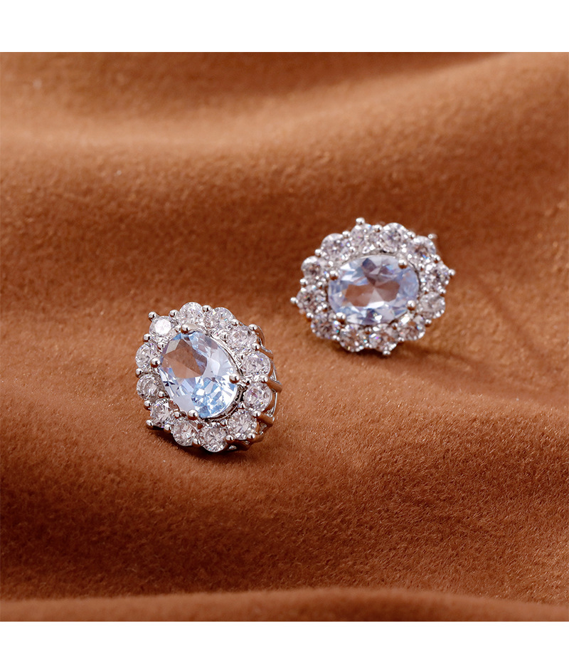 Hyacinth ligero extravagancia superflash oval azul claro zirconitas pendientes delicados pequeños pendientes de viento fragante 2025 tik yin boom earpieces pic 8