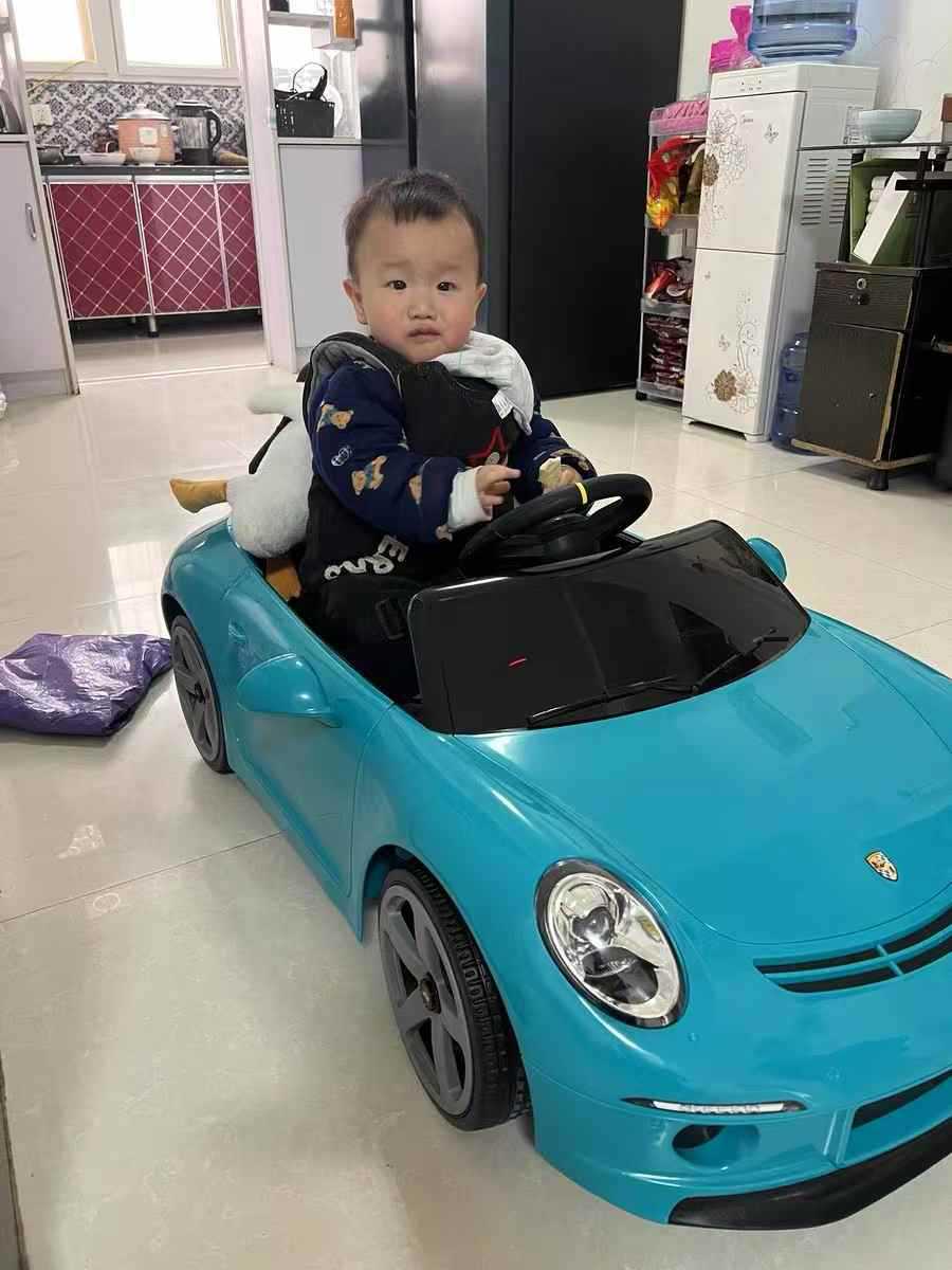 好来喜RUF儿童电动车四轮汽车遥控玩具可坐人小孩婴儿宝宝童车car详情27