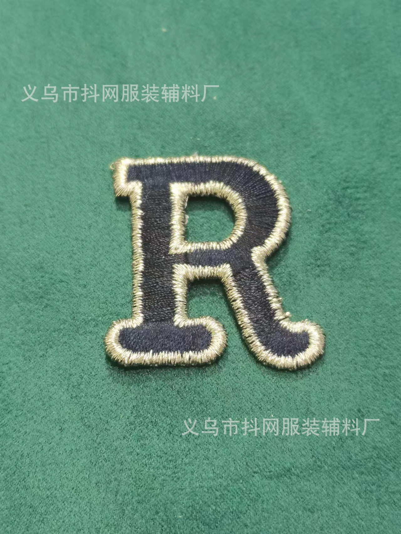 英文字母帽子绣标补贴衣服标志logo高级刺绣布贴可缝大号缝制补丁详情5