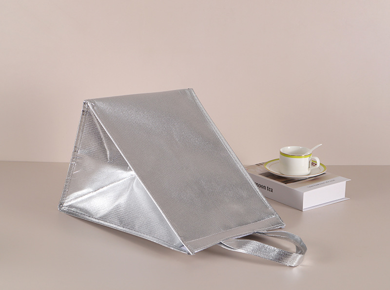 In-stock birthday cakes, hand-held insulated bags, ice packs, aluminum foil refrigerated bags, takeout preservation bags. Logos can be printed on them pic 31