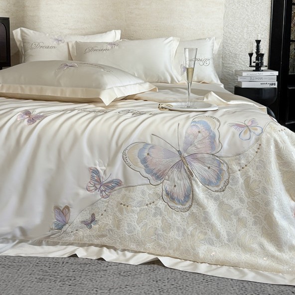 Wedding ironwork brackets, quilt covers, wedding decorations, bedding, and a complete set of wedding room decorations pic 4