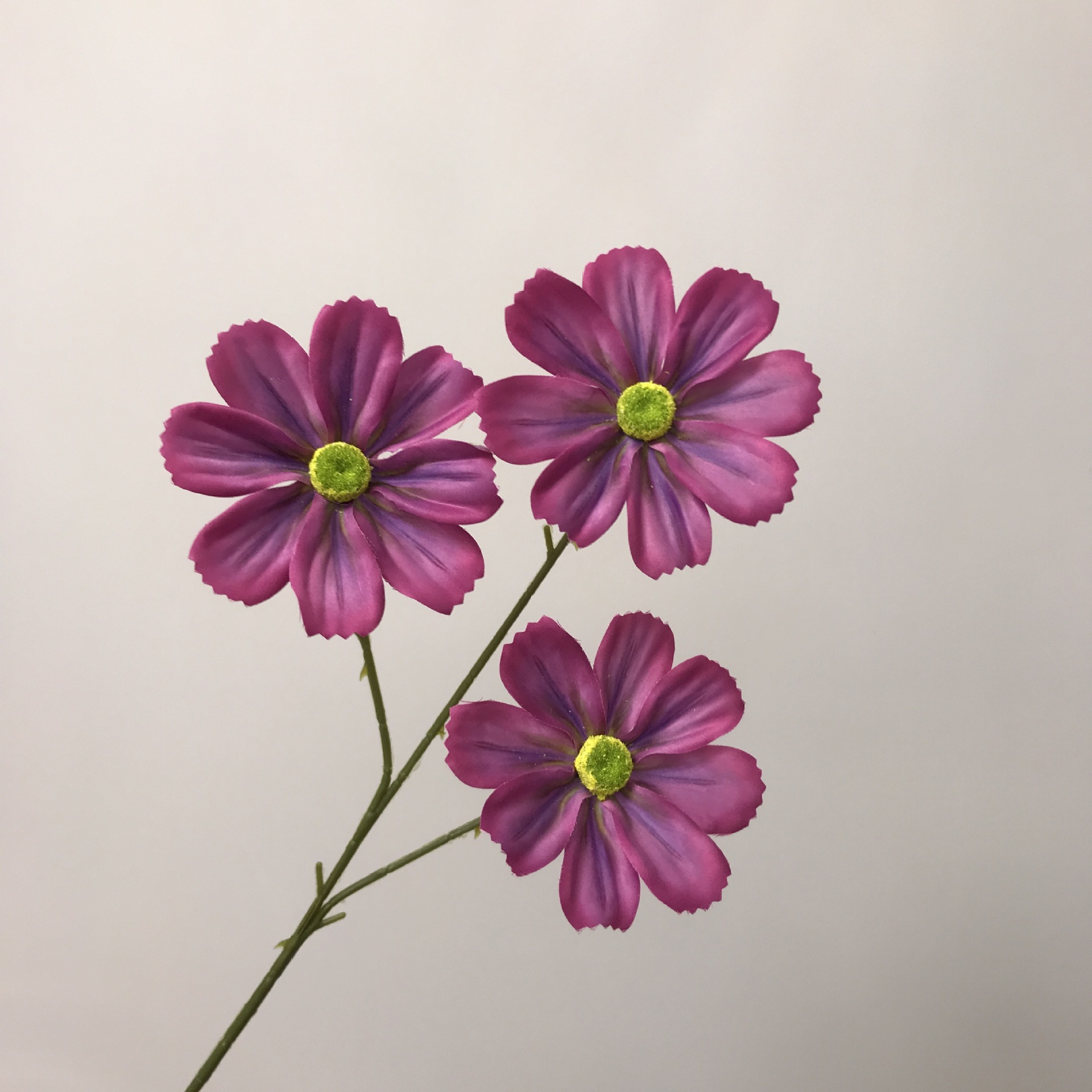 高级感逼真三头格桑花太阳花婚庆仿真花婚礼吊顶路引花地排花假花详情10
