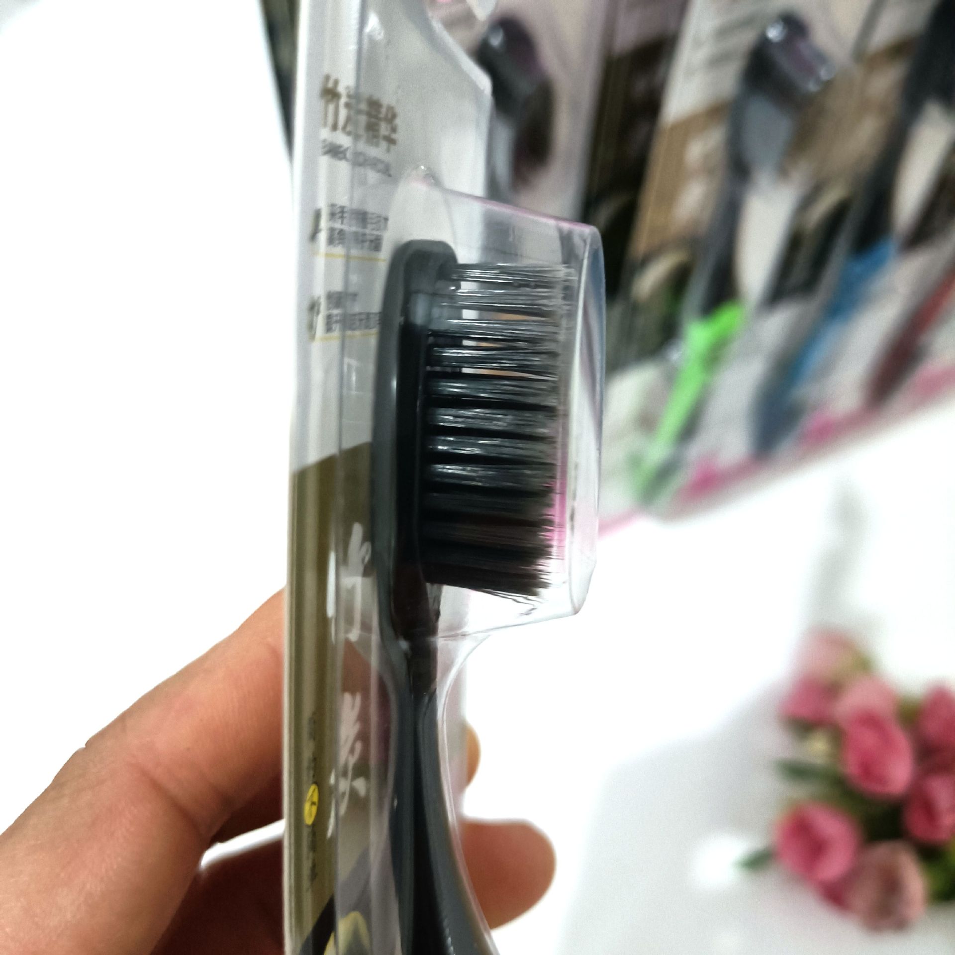 【 Zone 2-12 】 Xiyu 505 Toothbrush 30 per board 300 per box 505 Soft-bristled Adult Toothbrush for toiletry and brushing, hotel, home and supermarket supply Toothbrushes, bulk toothbrushes pic 3