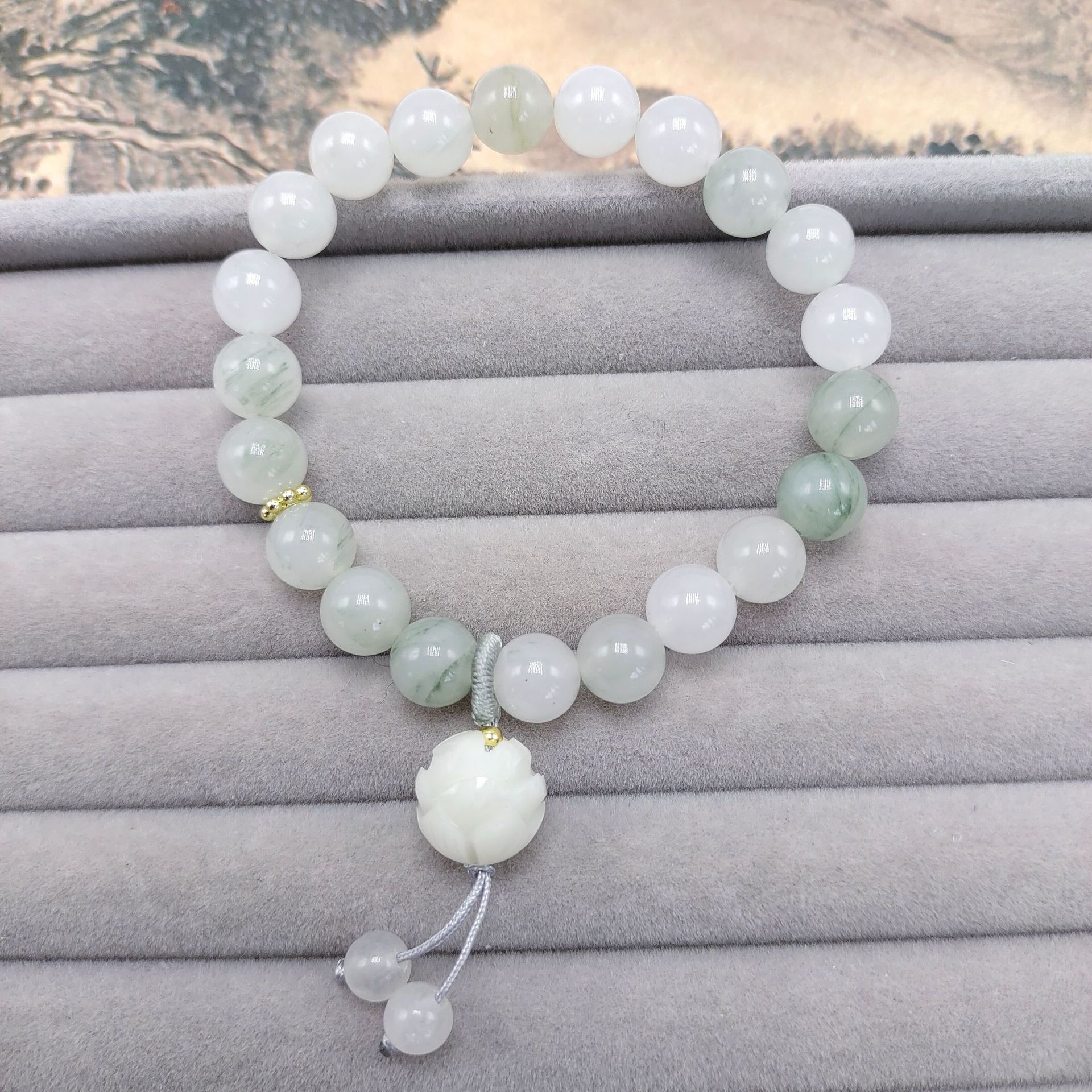 天山翠玉石手串女式高级感设计款玉石手链直播货源详情7
