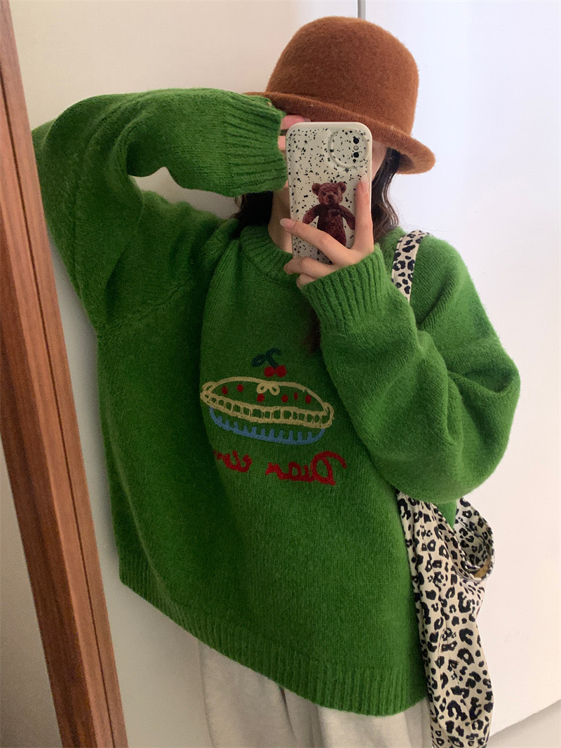 New gentle cake round-neck embroidered sweater for women in autumn and winter, Korean cartoon style, youthful and versatile knitted sweater for women in autumn pic 17