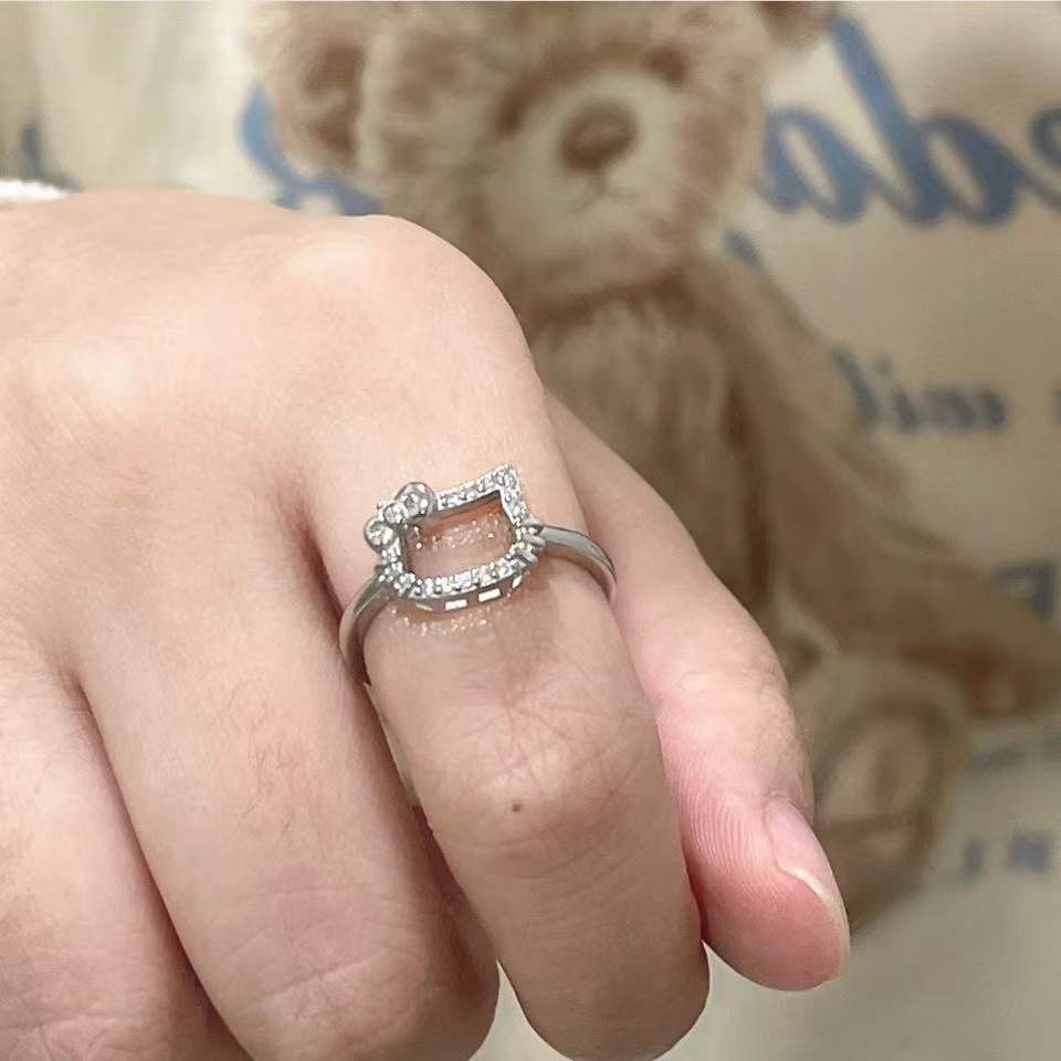 卡通Kitty猫镶钻项链时尚少女心学生闺蜜锁骨链小众设计感毛衣链详情16