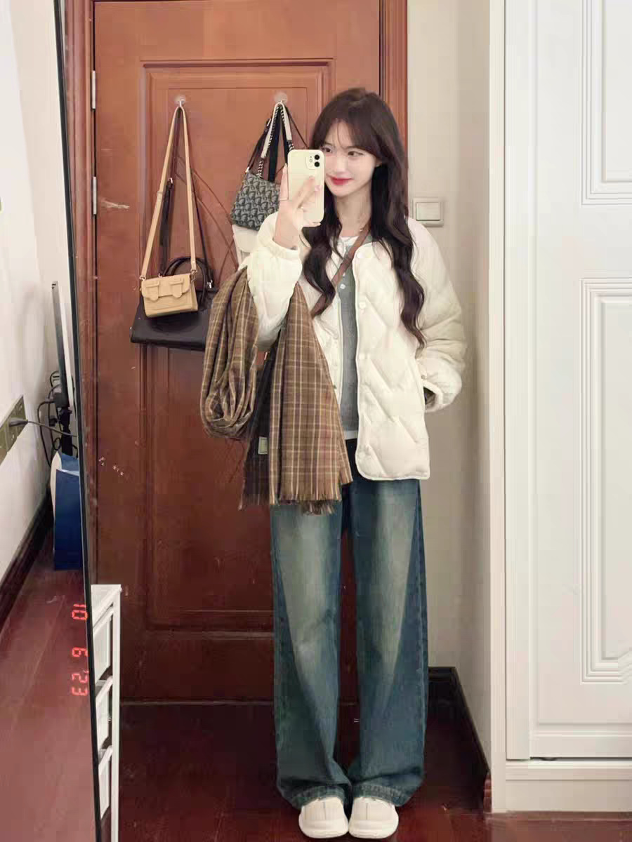 2025秋冬短款菱格圆无领轻薄羽绒服女士内胆白色鸭绒时尚休闲外套详情8