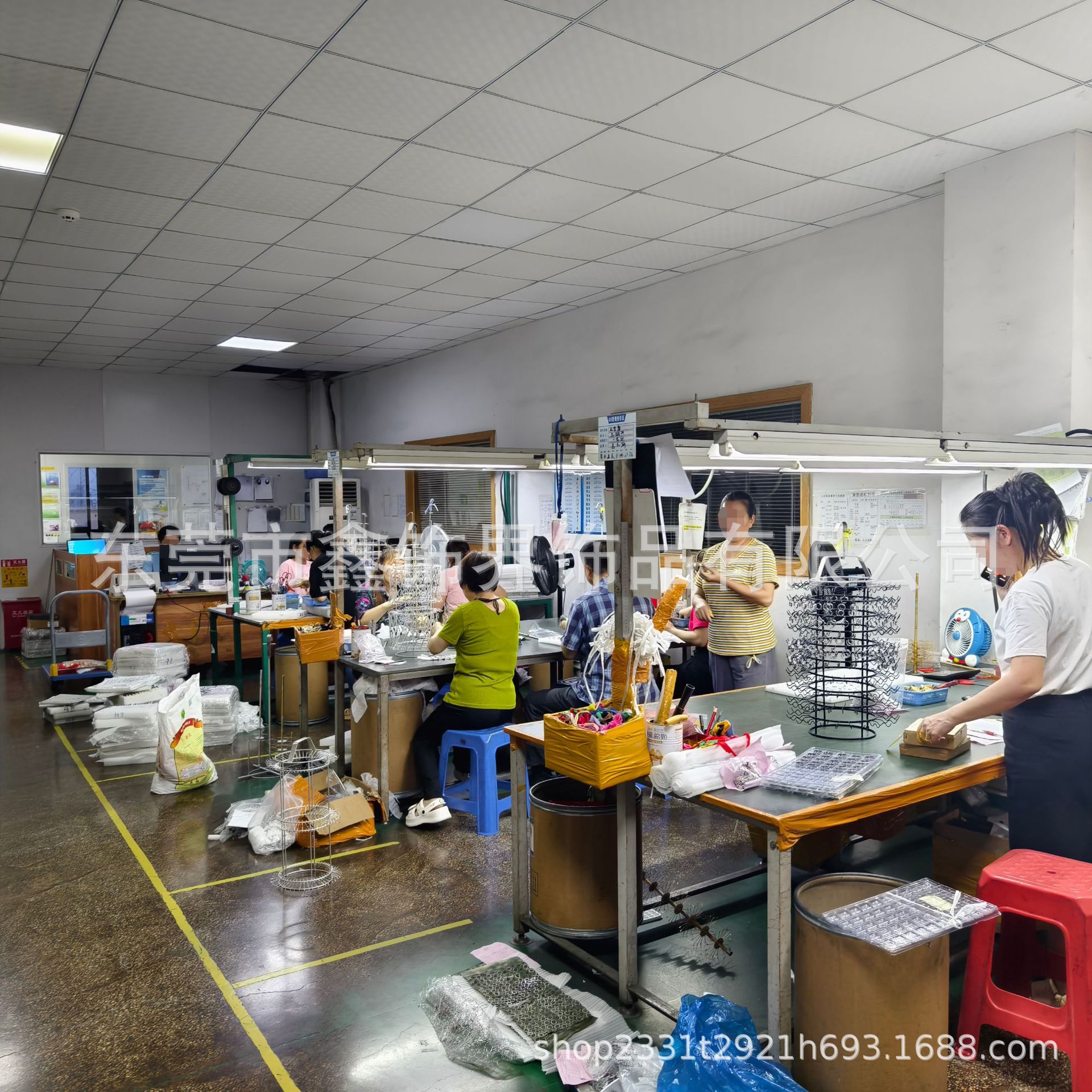 跨境F136钛合金CNC精雕唇钉烧焊珠子穿刺饰品锆石耳钉女镶钻耳钉详情10