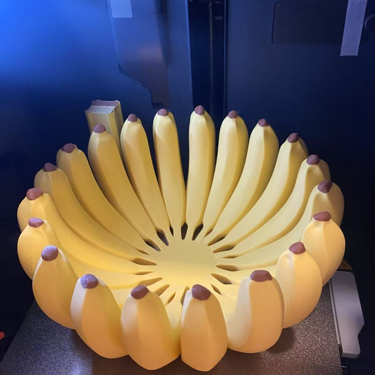 Yellow banana-shaped fruit basket, hand-held vegetable basket, storage box, bamboo storage basket, kitchen plastic basket, organizing and storage supplies pic 4