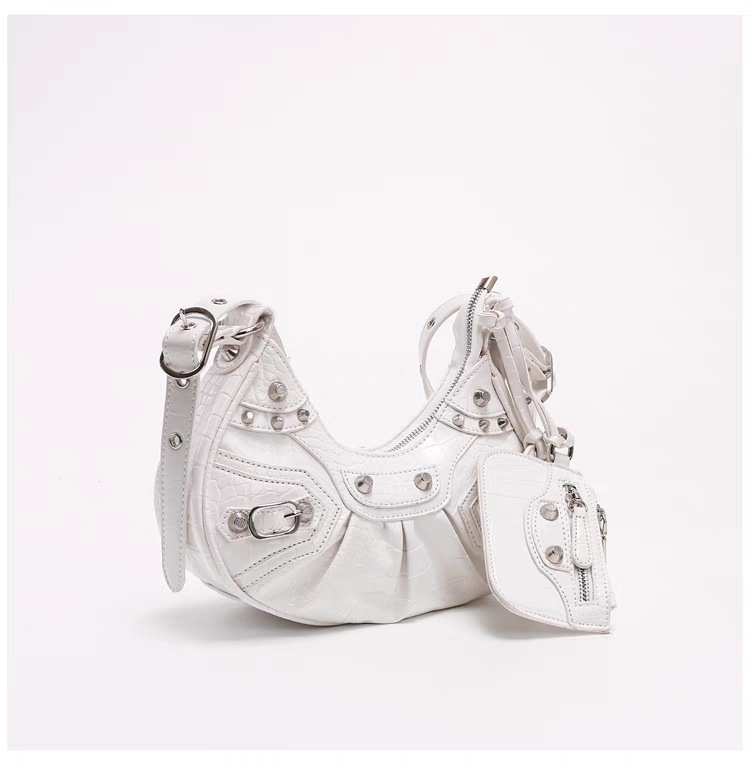 女包2025新款机车包腋下包辣妹包铆钉流苏三合一褶皱包单肩斜挎包详情12