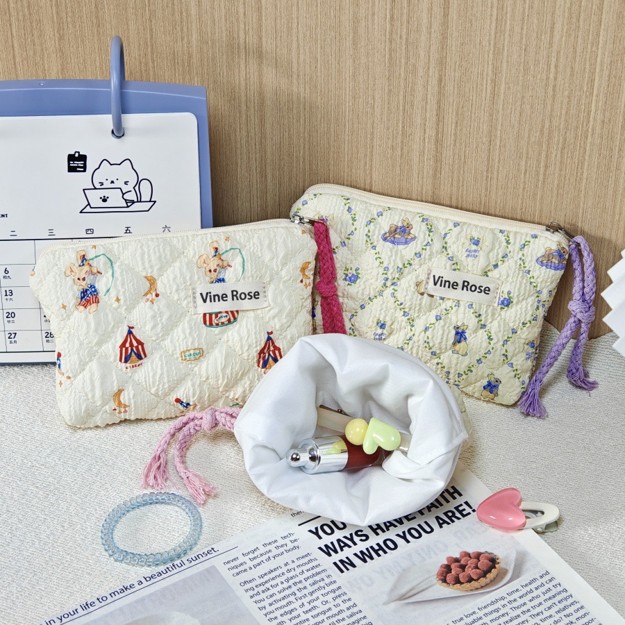 小清新迷你绗缝挂绳零钱包女便携外出旅行口红包小物品收纳包卡包详情6