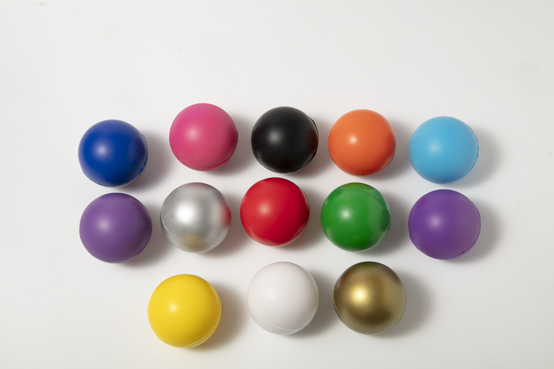 跨境爆款6.3cmPU发泡球光面中弹力发泄压力球海绵手抛球厂家批发详情2