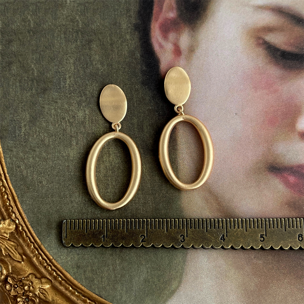 vintage light and mid-style matte geometric ring earrings, French and Hong Kong style high-end earrings, retro earrings pic 9