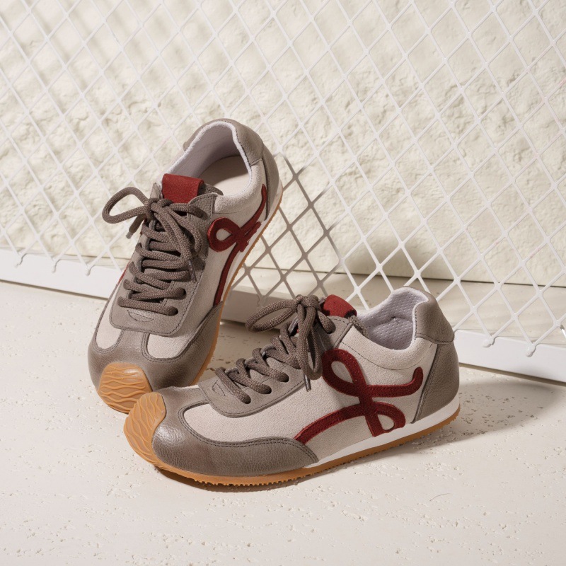 旅途牛皮女鞋复古真皮休闲鞋女春夏新款百搭大头阿甘德训鞋女详情9