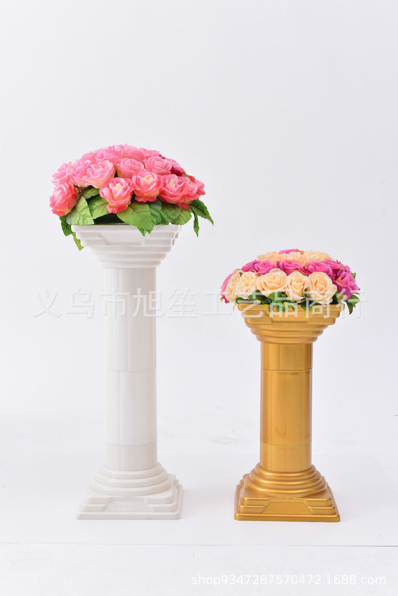 The stage props and ornaments for the wedding hotel are placed with golden plastic Roman Columns and leading decorations, measuring 32.5*32.5*91cm pic 3