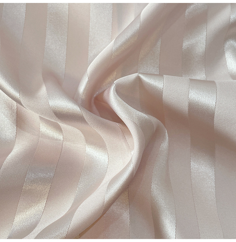 The new Spring/Summer 2024 shiny striped home wear, ice silk pajamas for women and ж a м a set are in stock pic 2