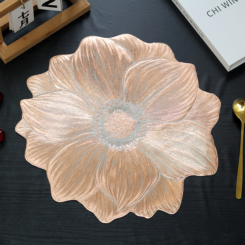 Wholesale and direct sales of popular creative lotus pvc heat-insulating Western placemats, anti-slip, waterproof and oil-resistant placemats pic 3