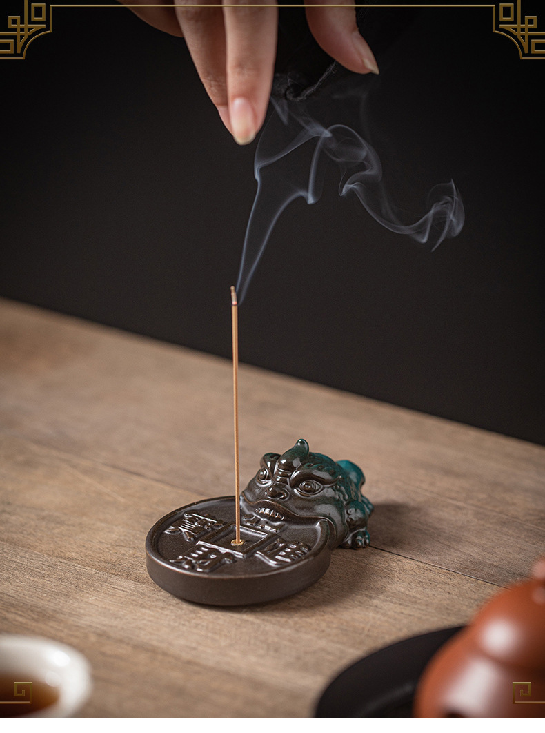 创意陶瓷金蟾线香炉香插香座香薰炉精品茶道茶宠摆件杯垫茶托配件详情10