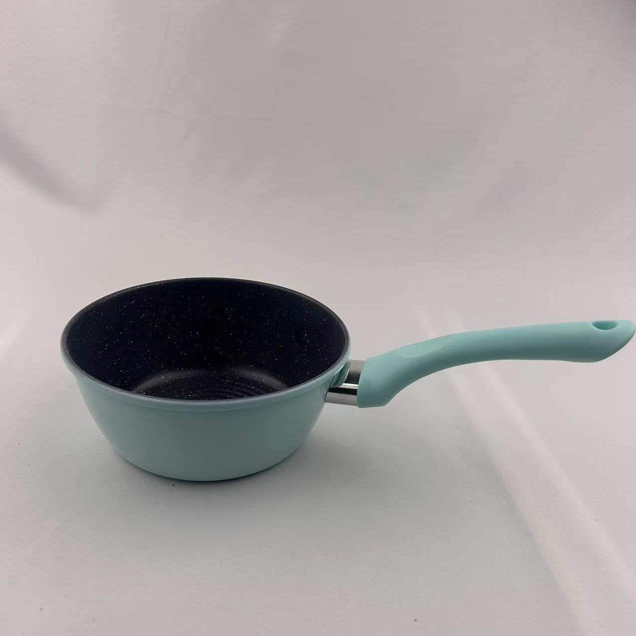 18cm household tourmaline non-stick pot, small milk pot, noodle cooking pot, non-stick pot, small pot for dormitory pic 6