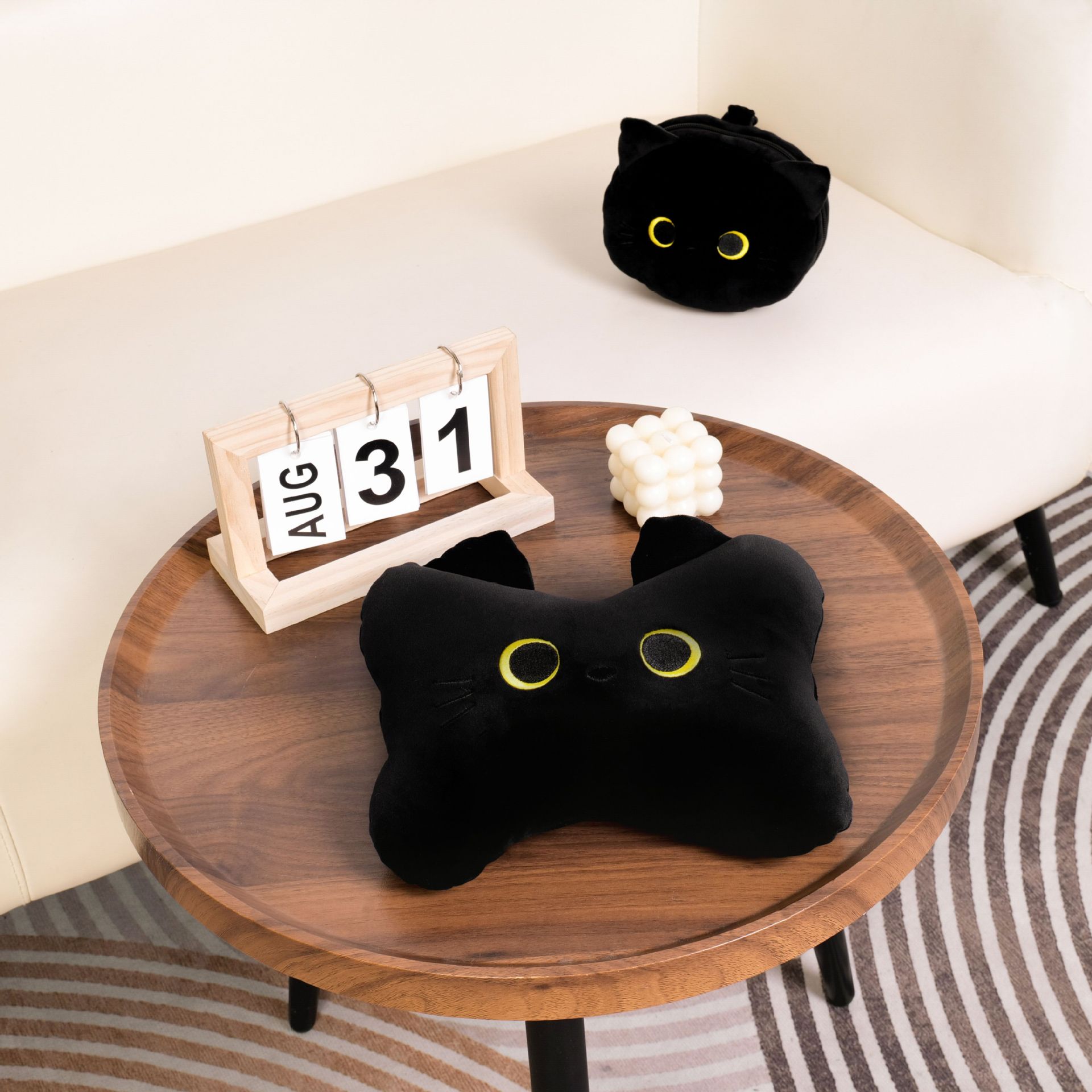 The popular black cat U-shaped pillow car headrest is black and cute. The cute cat question mark pillow eye mask bag is highly recommended on Xiaohongshu pic 19