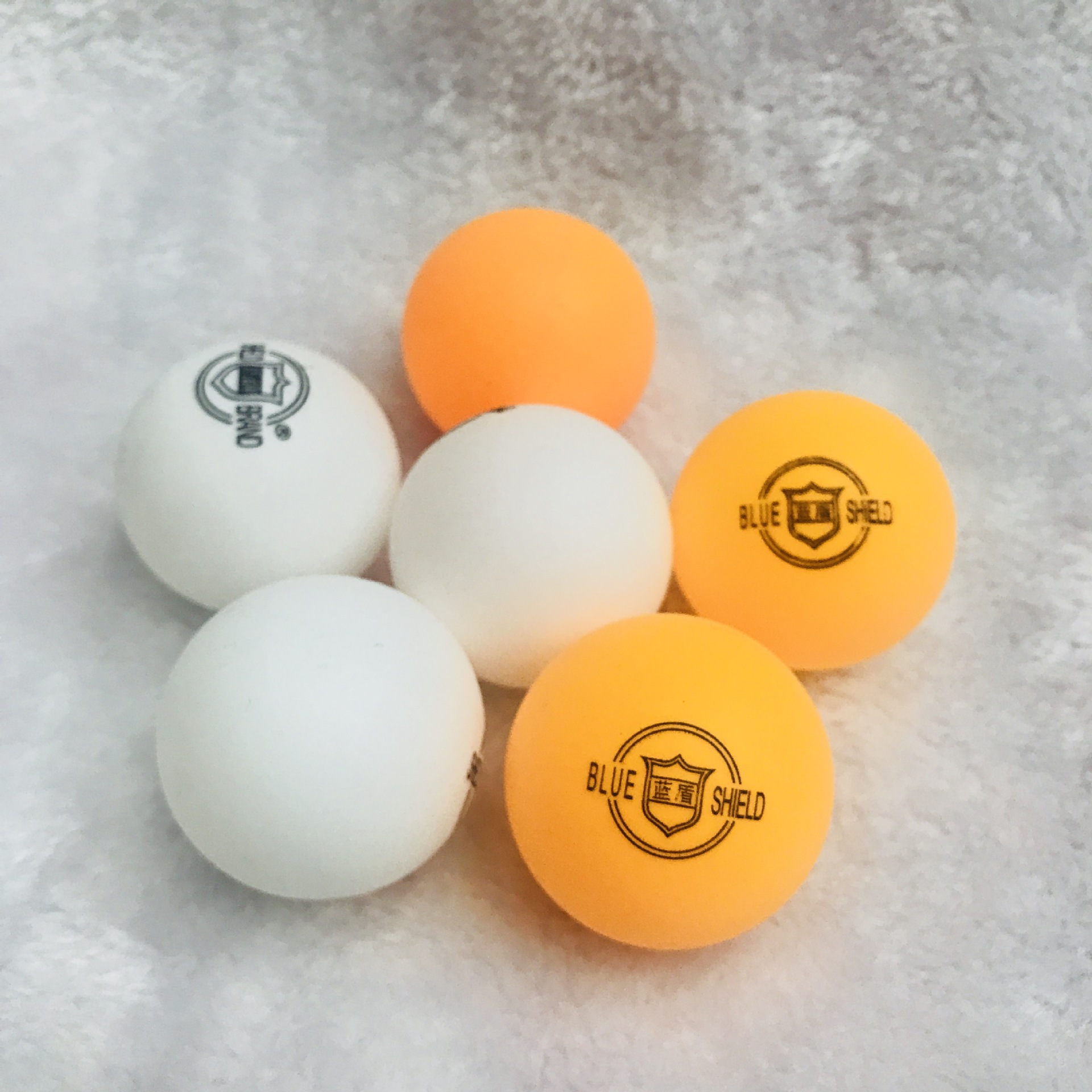 Factory direct sales of Blue Shield seamless PP table tennis balls, 40mm yellow and white, 6 boxes of table tennis balls in stock, quick delivery pic 1