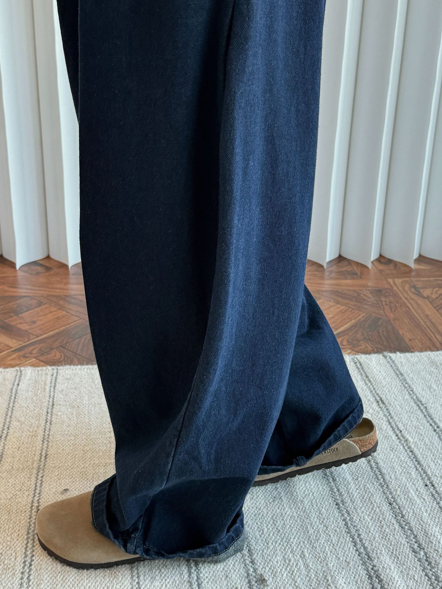 Dark blue high-waisted denim wide-leg pants for women, retro checkered pattern pants, bronze earthy warm pants for autumn and winter pic 14