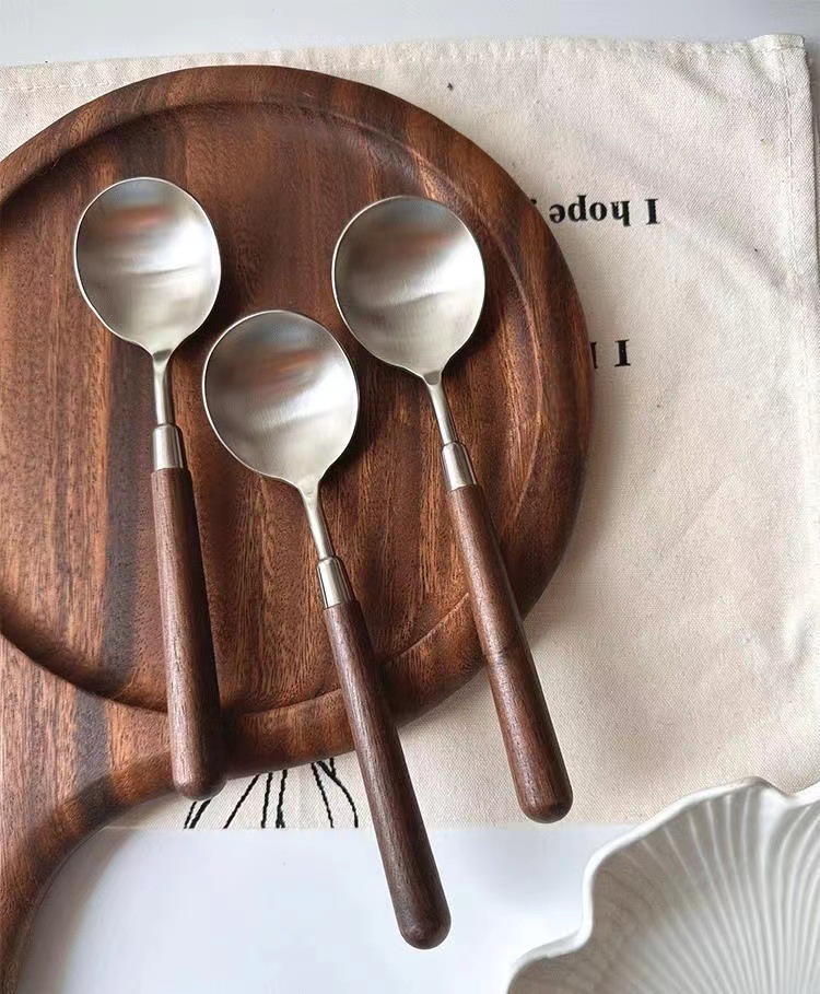仿胡桃木柄简约质感不锈钢勺子叉子套装家用西餐餐勺高颜值餐具详情1