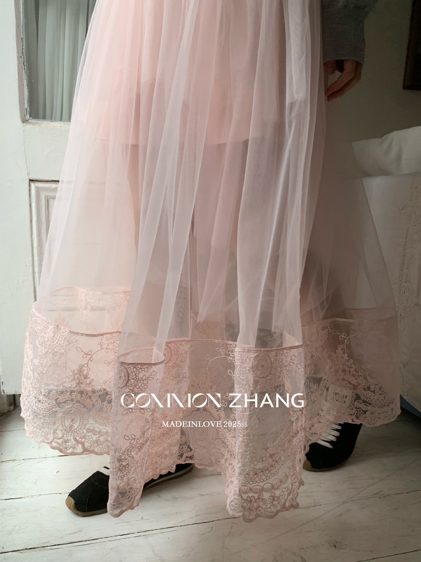 CZ ZHANG韩版网纱蕾丝拼接层次感微透高腰显瘦a字半身裙女B12103详情9