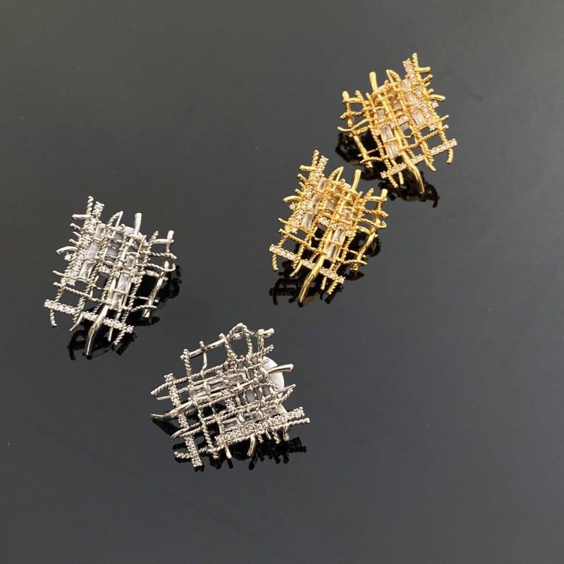 2024夏新款爆款编织锆石耳钉女小众复古高级感独特不规则耳环耳饰详情6