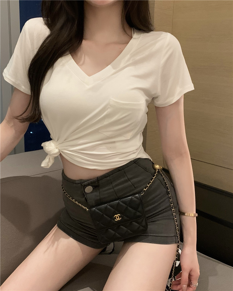 T恤女2024夏季新款v领设计感内搭打底衫不规则辣妹欲风短袖上衣详情19