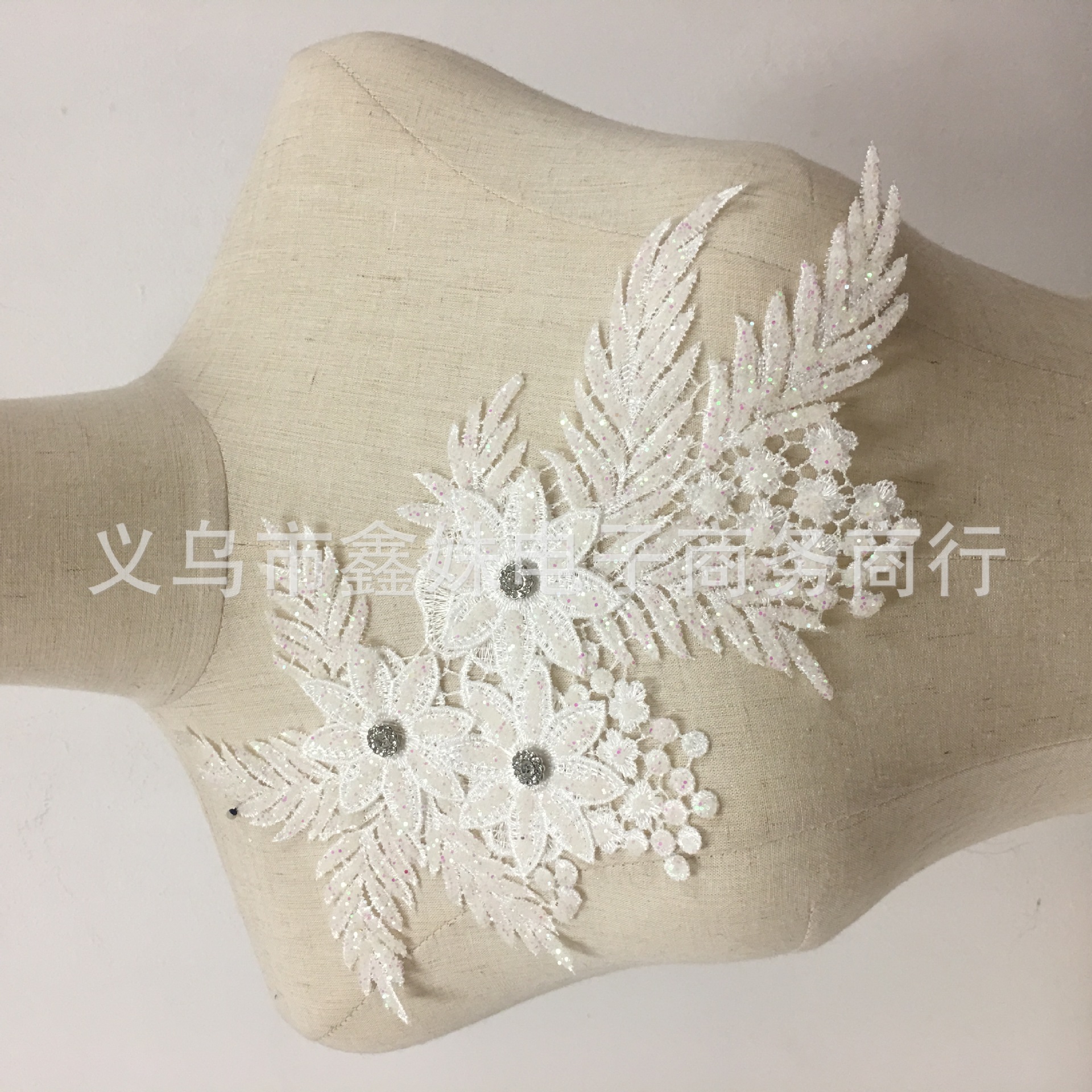 金线水溶女装领花花个 外贸蕾丝花边 婚纱礼服肚皮舞贴花辅料详情27