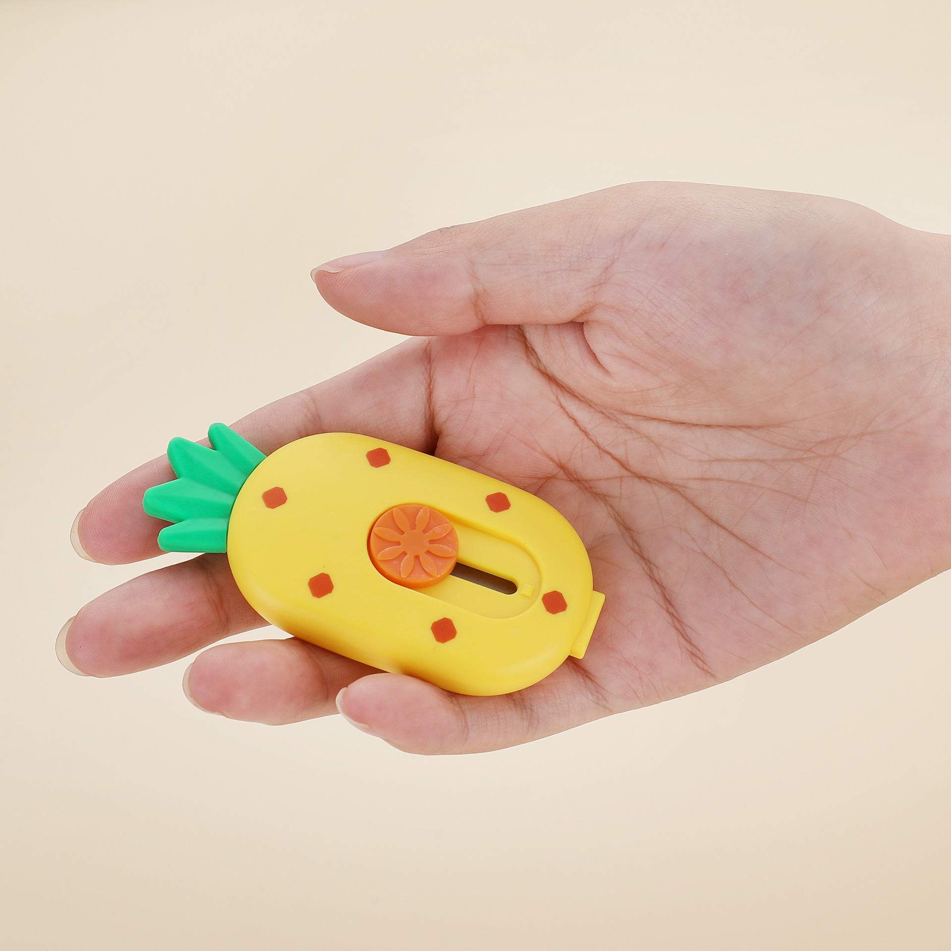 Pioneer 8128 Pineapple Mini Telescopic Portable Student Express Box Opening and envelope Opening Office Paper Cutting Utility Knife pic 6