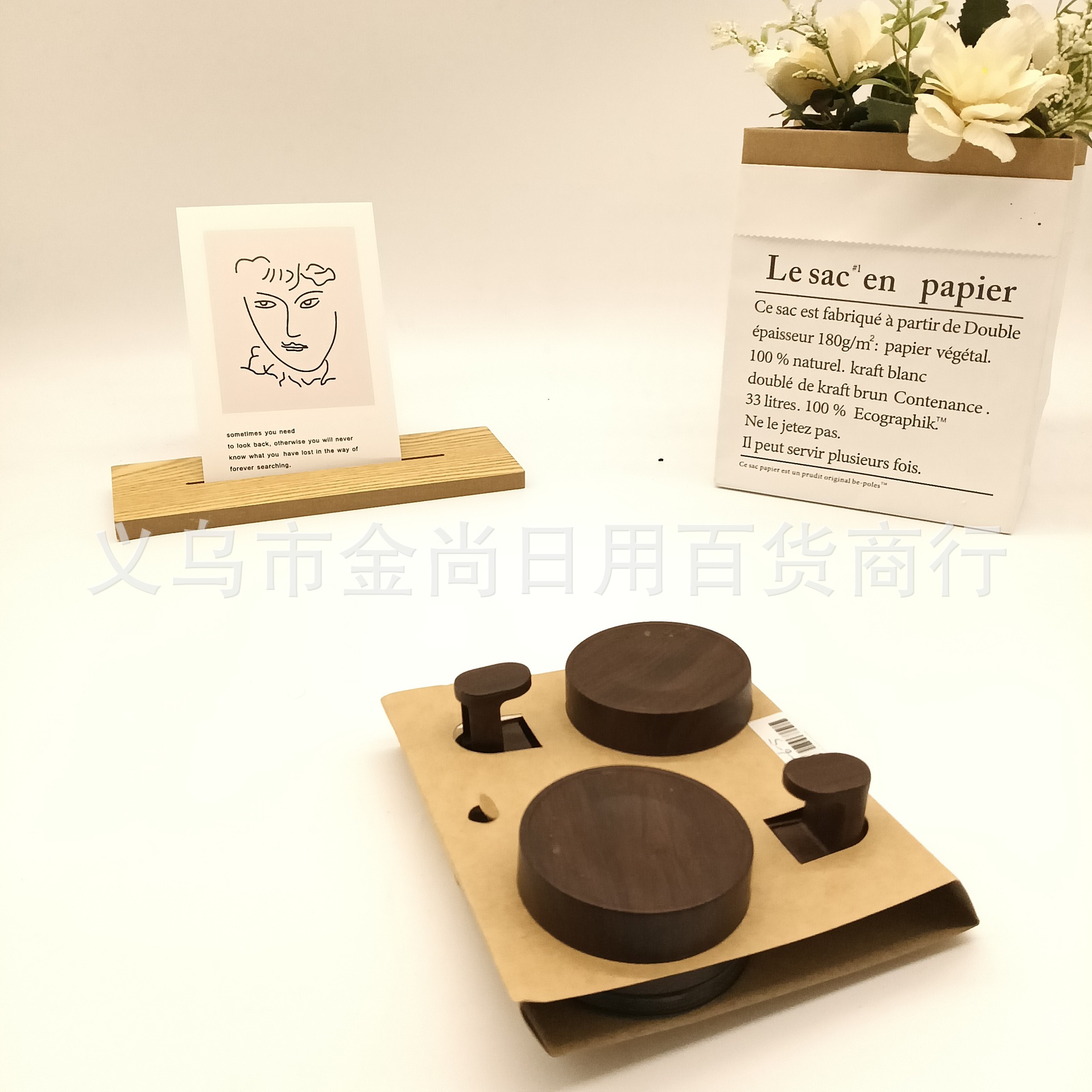 Wholesale of cross-border best-selling Nordic minimalist and creative adhesive hooks for clothes, hats, and kitchen traceless hooks without holes pic 3