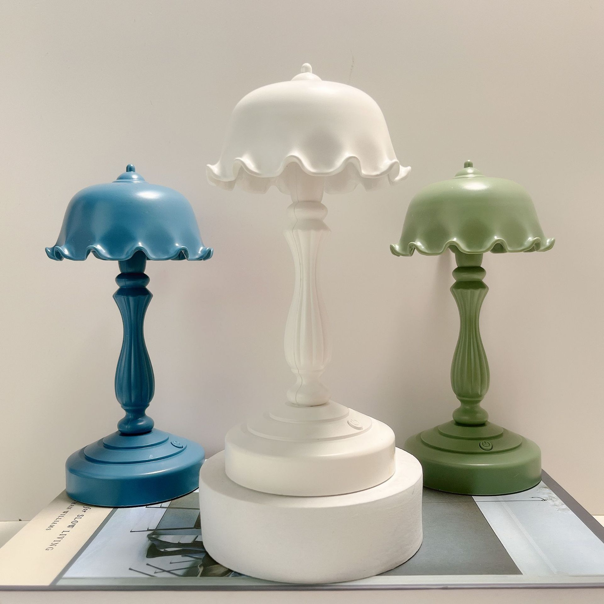 Retro atmosphere light, DIY handmade table lamp, lotus leaf night light, cute and girlish bedroom lighting, Nordic style, eye-protecting pic 28