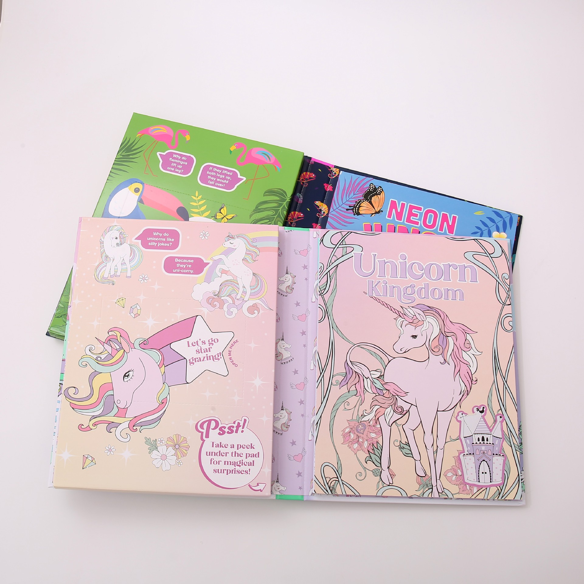 跨境独角兽卡通儿童涂色书绘画本学生炫彩涂鸦解压手绘填色套装详情5