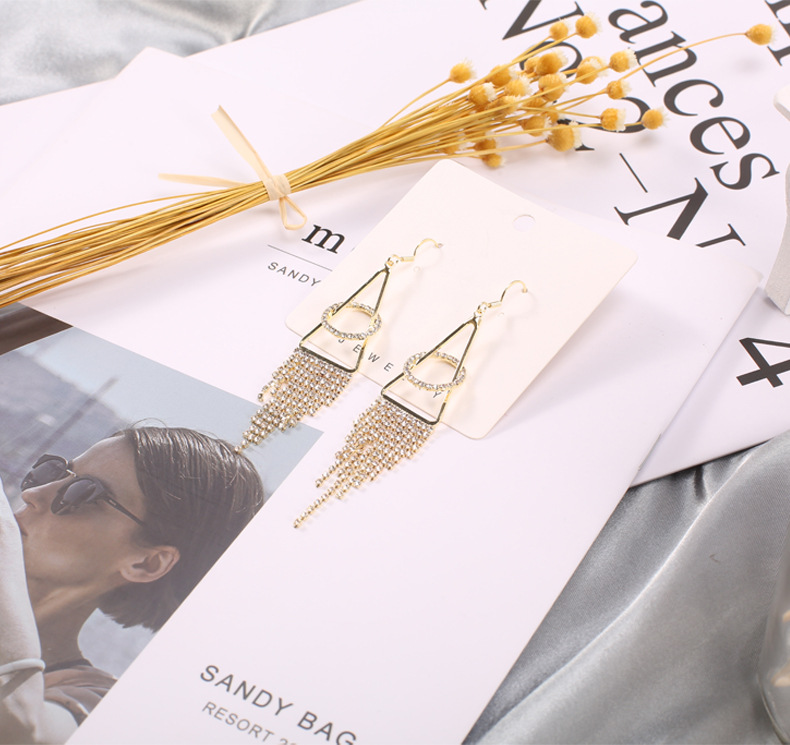 Creative Design 2021 European and American Cross-border Earrings, rhindiamond copper accessories, Welded, fashionable, elegant and simple earrings for women pic 5